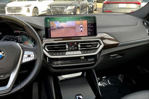 2024 BMW X4 xDrive30i
