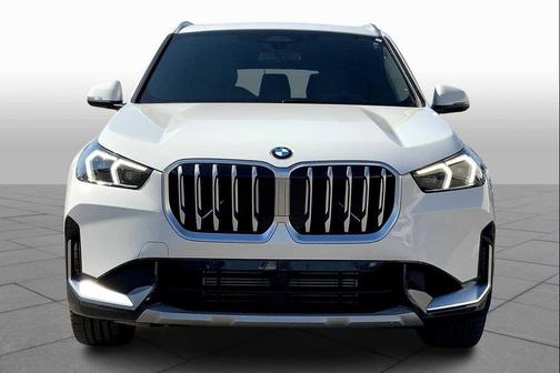 Alpine White 2025 BMW X1 xDrive28i