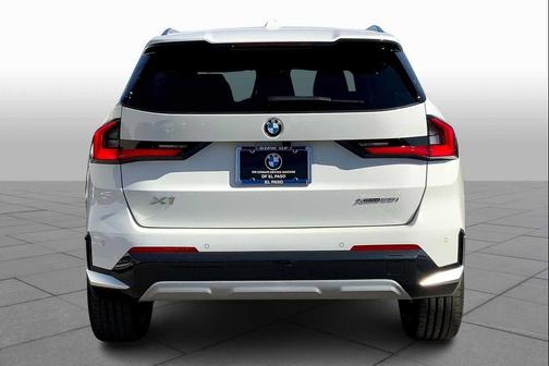 Alpine White 2025 BMW X1 xDrive28i