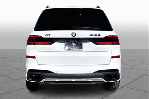 2025 BMW X7 M60i
