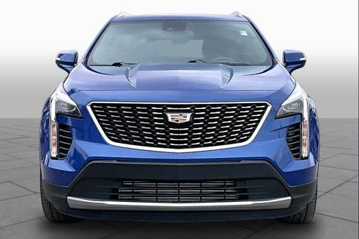 Wave Metallic 2023 Cadillac XT4 Premium Luxury
