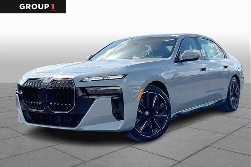 2025 BMW 740 i xDrive