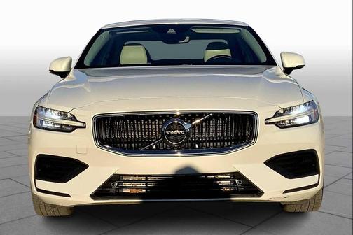 2019 Volvo S60 T5 Momentum
