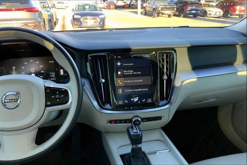 2019 Volvo S60 T5 Momentum