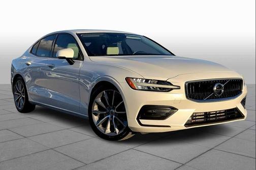 2019 Volvo S60 T5 Momentum
