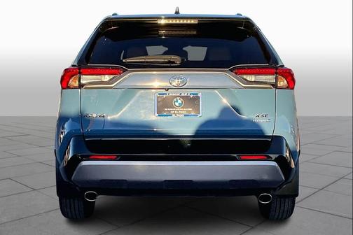 2024 Toyota RAV4 Hybrid SE