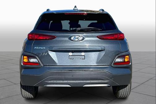 2020 Hyundai KONA SEL Plus