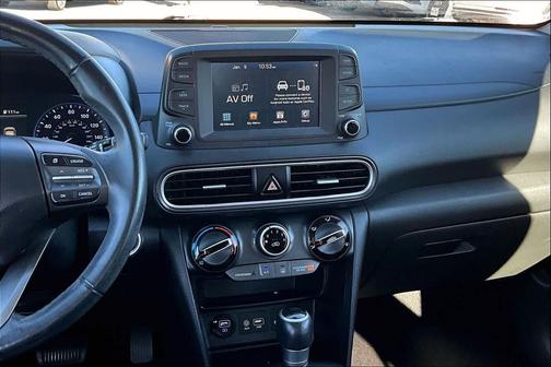 2020 Hyundai KONA SEL Plus