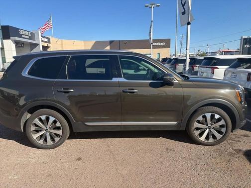 2022 Kia Telluride S