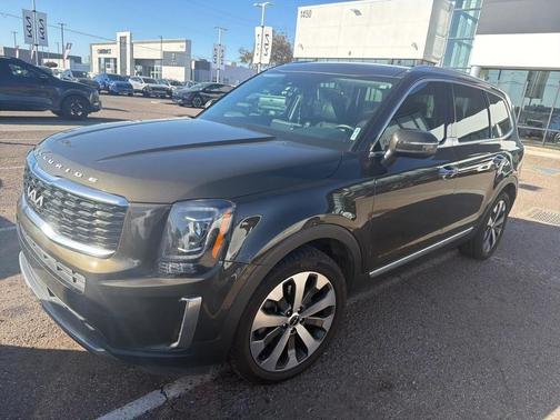 2022 Kia Telluride S