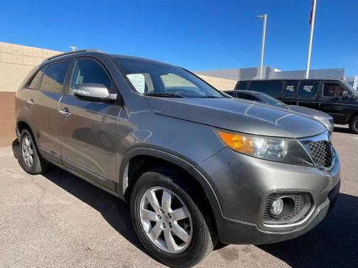 2011 Kia Sorento LX