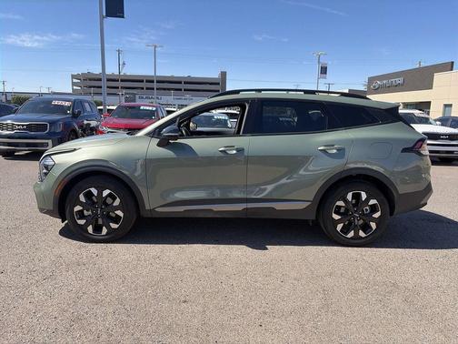 Jungle Green 2023 Kia Sportage X-Line