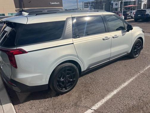 2025 Kia Carnival Hybrid SX