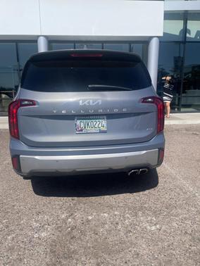 2023 Kia Telluride S