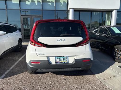 2022 Kia Soul LX