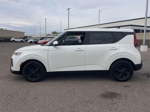 2022 Kia Soul LX