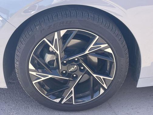 Wolf Gray 2025 Kia K5 GT-Line