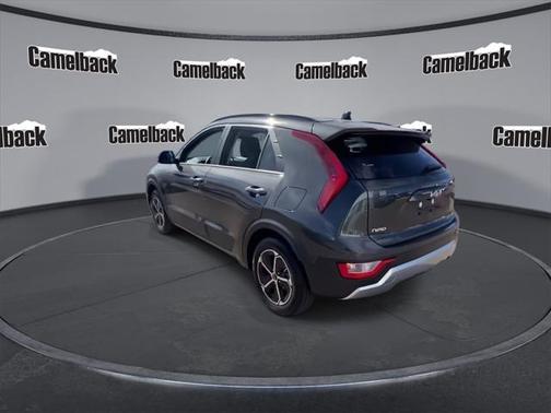 2025 Kia Niro LX