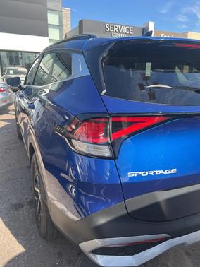 2025 Kia Sportage EX