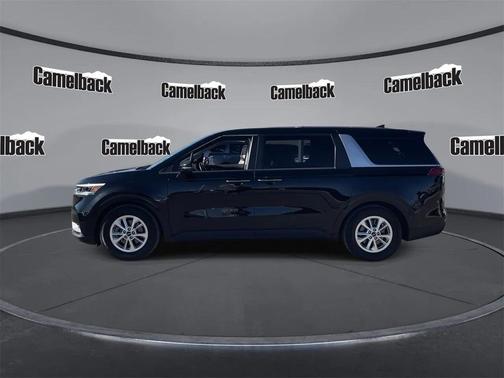 2022 Kia Carnival LXS