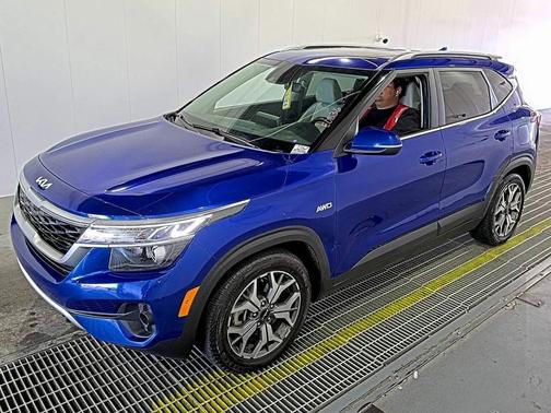 2022 Kia Seltos EX