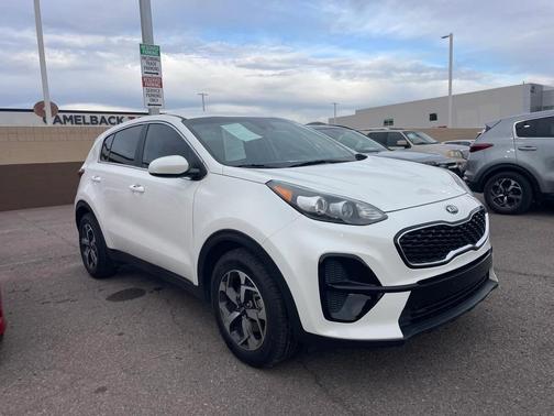 2022 Kia Sportage LX