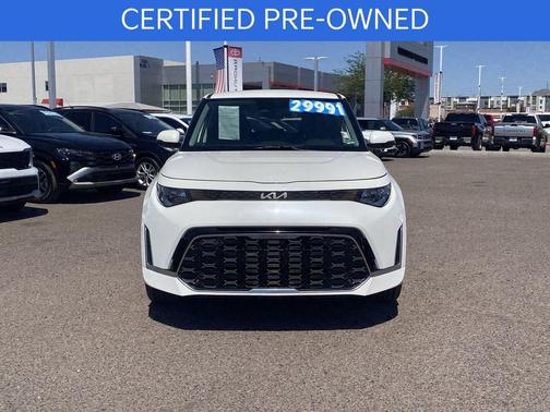 Snow White Pearl 2024 Kia Soul GT-Line