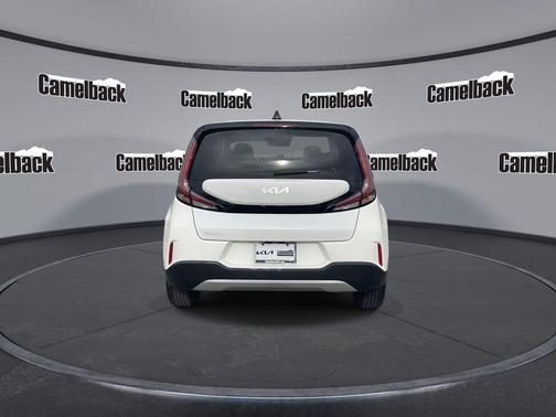 Snow White Pearl 2024 Kia Soul LX