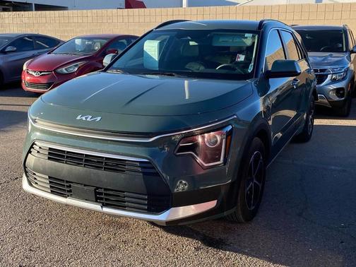 2023 Kia Niro Plug-In Hybrid EX