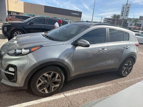 2022 Kia Sportage EX