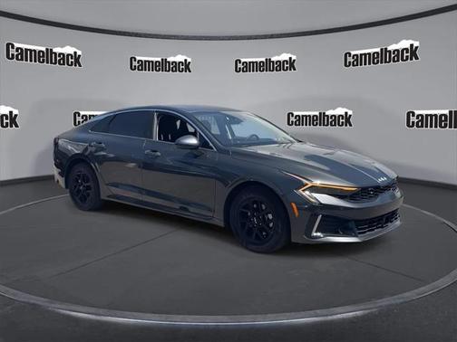 2025 Kia K5 LXS