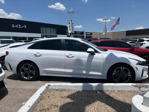 2022 Kia K5 LXS