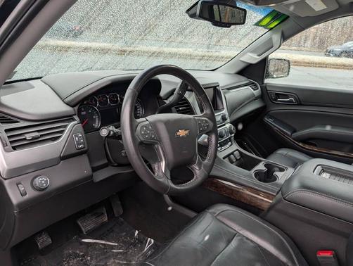 2017 Chevrolet Suburban LT