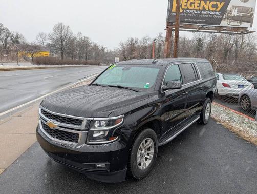 2017 Chevrolet Suburban LT