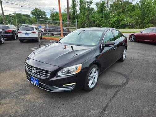 2015 Volvo S60 T5 Platinum