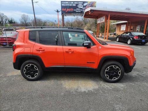 2016 Jeep Renegade Trailhawk