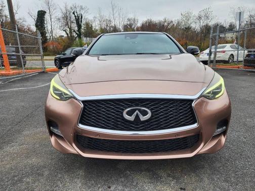 2018 INFINITI QX30 Sport