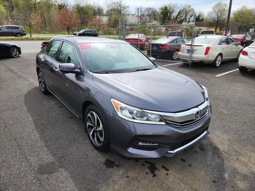 2017 Honda Accord EX-L w/Navigation & Honda Sensing
