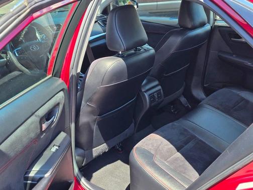 Maroon 2017 Toyota Camry XSE