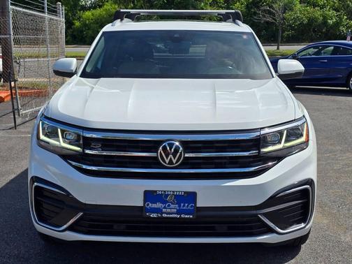 White 2022 Volkswagen Atlas Cross Sport 3.6L V6 SEL R-Line