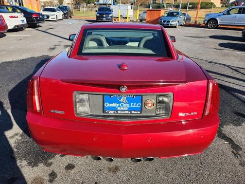 2004 Cadillac XLR Base