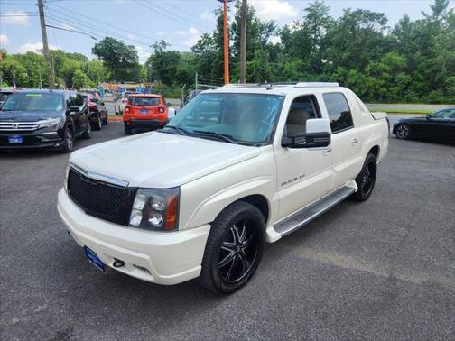 2004 Cadillac Escalade EXT Base