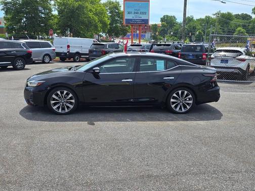 Black 2019 Nissan Maxima 3.5 Platinum