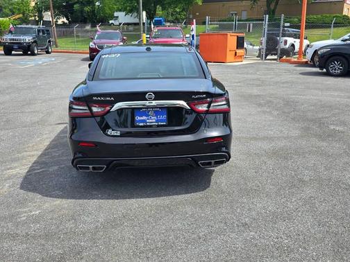 Black 2019 Nissan Maxima 3.5 Platinum