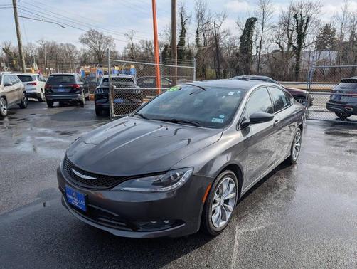 2015 Chrysler 200 S