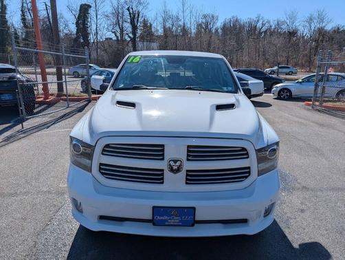 2016 RAM 1500 Sport