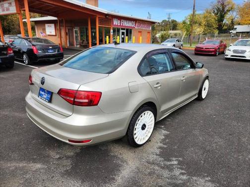 2015 Volkswagen Jetta 2.0L TDI S
