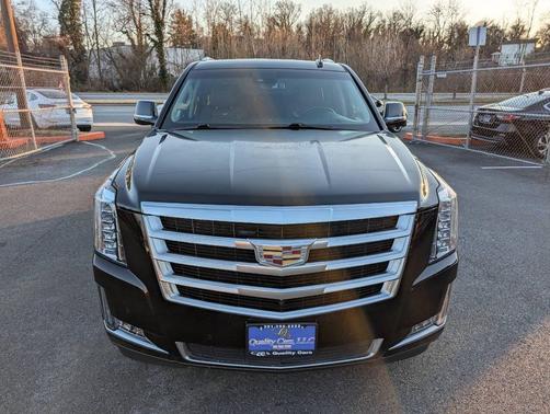2017 Cadillac Escalade Luxury