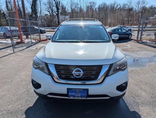 2018 Nissan Pathfinder SL