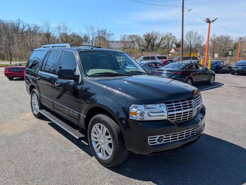 2010 Lincoln Navigator Base